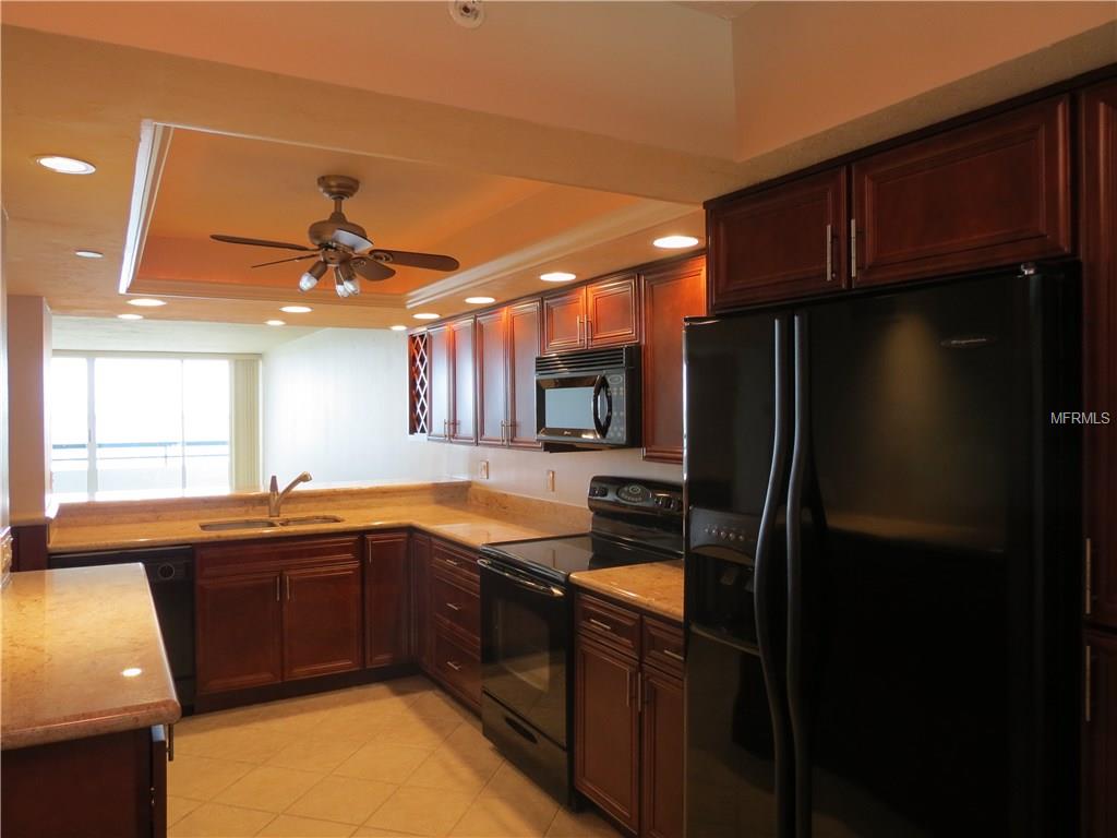 888 BLVD OF THE ARTS, SARASOTA, Florida 34236, 2 Bedrooms Bedrooms, 5 Rooms Rooms,2 BathroomsBathrooms,Residential,For sale,BLVD OF THE ARTS,A4189211