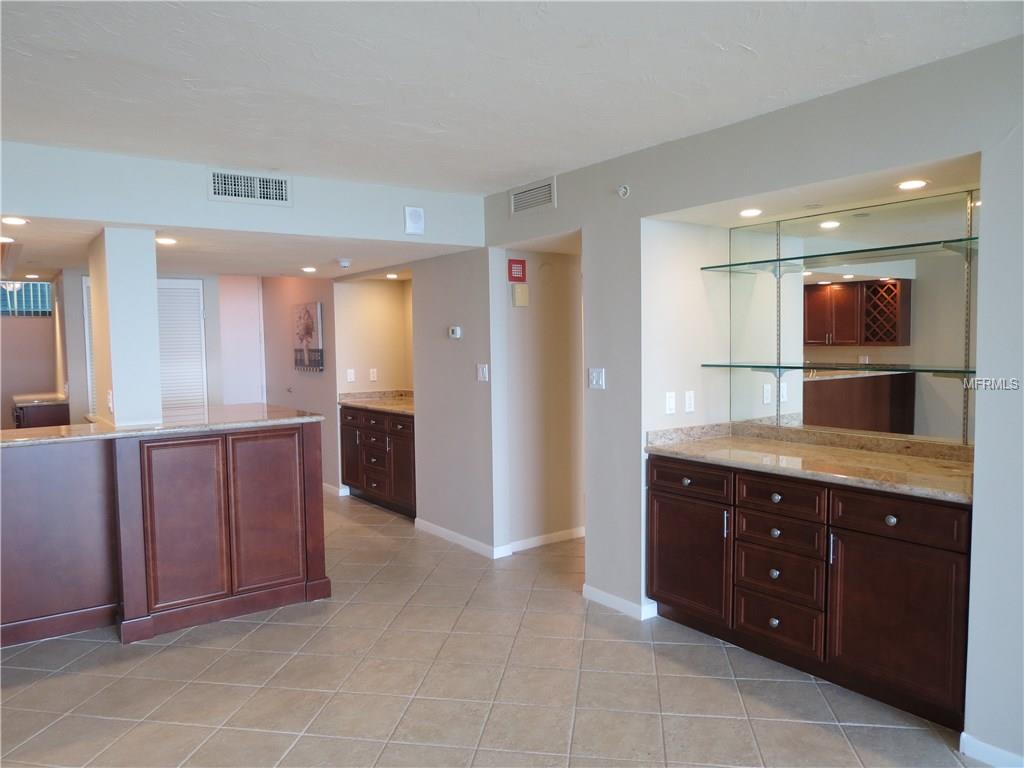 888 BLVD OF THE ARTS, SARASOTA, Florida 34236, 2 Bedrooms Bedrooms, 5 Rooms Rooms,2 BathroomsBathrooms,Residential,For sale,BLVD OF THE ARTS,A4189211