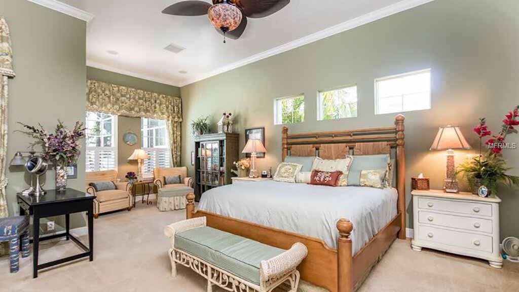 607 MANNS HARBOR DRIVE, APOLLO BEACH, Florida 33572, 4 Bedrooms Bedrooms, 12 Rooms Rooms,3 BathroomsBathrooms,Residential,For sale,MANNS HARBOR,T2899877