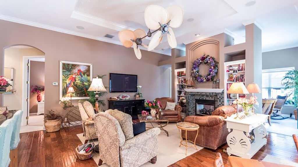 607 MANNS HARBOR DRIVE, APOLLO BEACH, Florida 33572, 4 Bedrooms Bedrooms, 12 Rooms Rooms,3 BathroomsBathrooms,Residential,For sale,MANNS HARBOR,T2899877