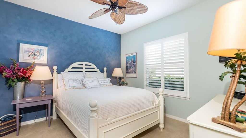 607 MANNS HARBOR DRIVE, APOLLO BEACH, Florida 33572, 4 Bedrooms Bedrooms, 12 Rooms Rooms,3 BathroomsBathrooms,Residential,For sale,MANNS HARBOR,T2899877