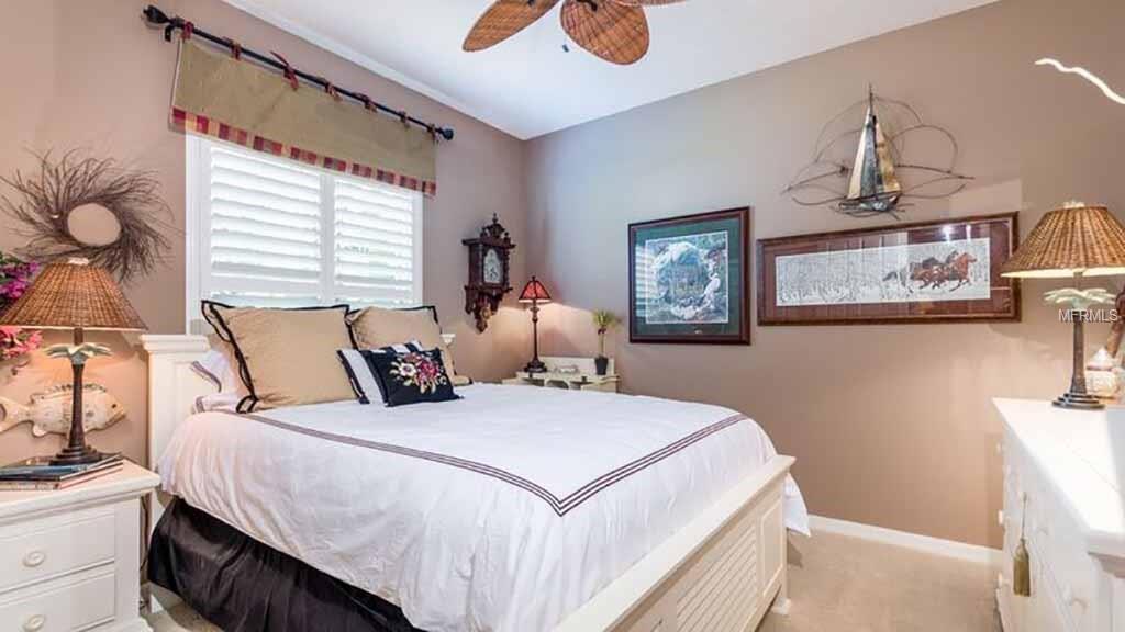 607 MANNS HARBOR DRIVE, APOLLO BEACH, Florida 33572, 4 Bedrooms Bedrooms, 12 Rooms Rooms,3 BathroomsBathrooms,Residential,For sale,MANNS HARBOR,T2899877