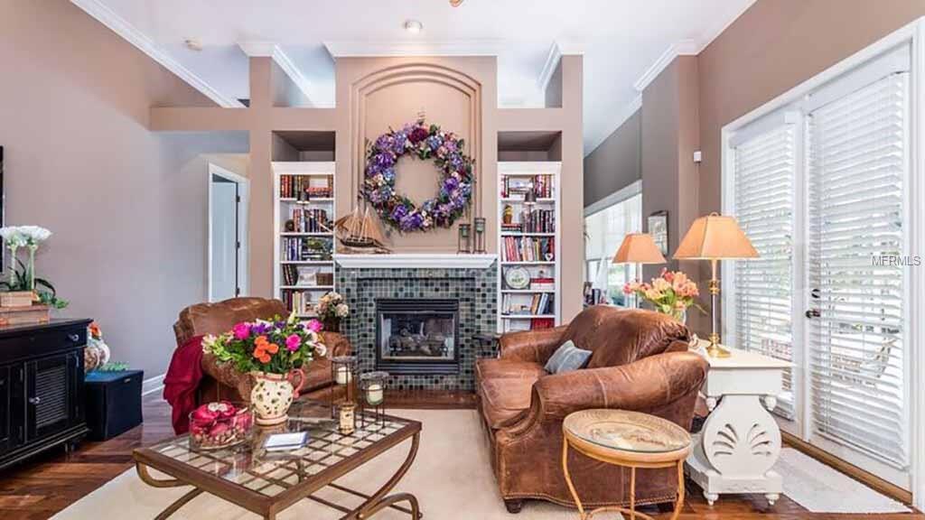 607 MANNS HARBOR DRIVE, APOLLO BEACH, Florida 33572, 4 Bedrooms Bedrooms, 12 Rooms Rooms,3 BathroomsBathrooms,Residential,For sale,MANNS HARBOR,T2899877