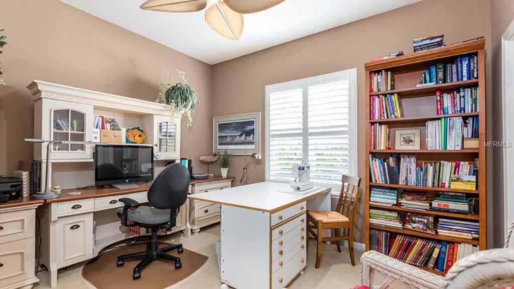 607 MANNS HARBOR DRIVE, APOLLO BEACH, Florida 33572, 4 Bedrooms Bedrooms, 12 Rooms Rooms,3 BathroomsBathrooms,Residential,For sale,MANNS HARBOR,T2899877