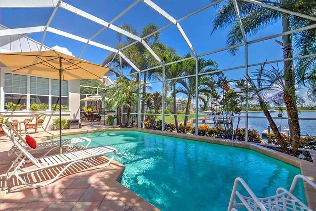 607 MANNS HARBOR DRIVE, APOLLO BEACH, Florida 33572, 4 Bedrooms Bedrooms, 12 Rooms Rooms,3 BathroomsBathrooms,Residential,For sale,MANNS HARBOR,T2899877