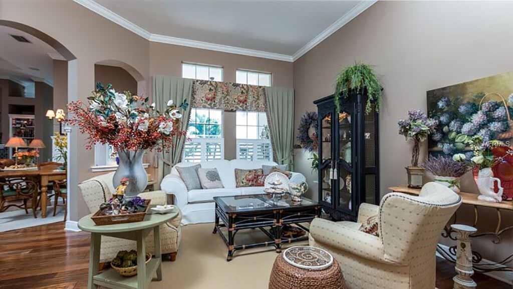 607 MANNS HARBOR DRIVE, APOLLO BEACH, Florida 33572, 4 Bedrooms Bedrooms, 12 Rooms Rooms,3 BathroomsBathrooms,Residential,For sale,MANNS HARBOR,T2899877