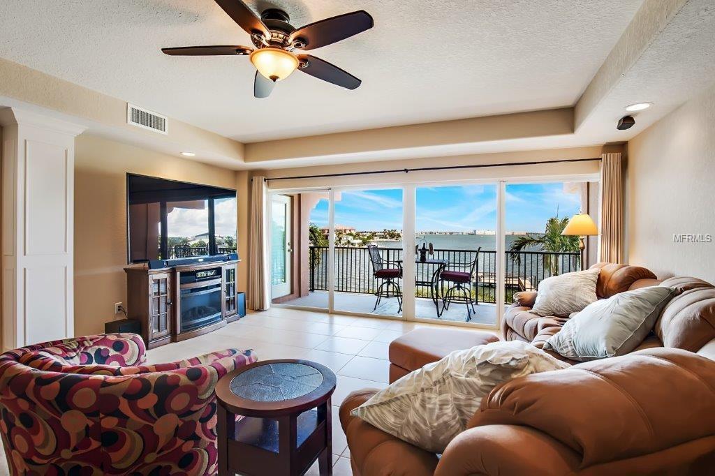 5301 GULF BOULEVARD, ST PETE BEACH, Florida 33706, 3 Bedrooms Bedrooms, 5 Rooms Rooms,3 BathroomsBathrooms,Residential,For sale,GULF,U7835621