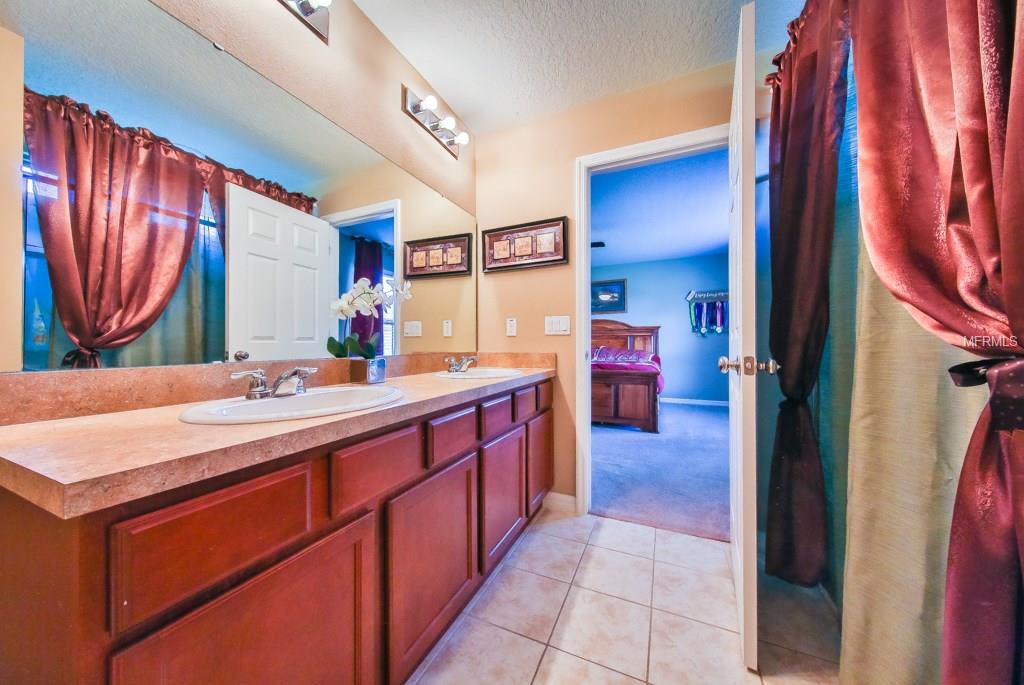 21321 SORRAIA COVE, MOUNT DORA, Florida 32757, 4 Bedrooms Bedrooms, 6 Rooms Rooms,2 BathroomsBathrooms,Residential,For sale,SORRAIA,G4849171