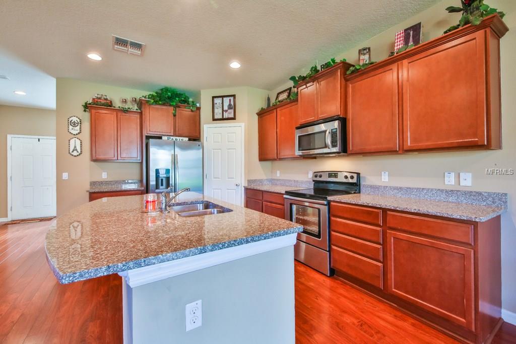 21321 SORRAIA COVE, MOUNT DORA, Florida 32757, 4 Bedrooms Bedrooms, 6 Rooms Rooms,2 BathroomsBathrooms,Residential,For sale,SORRAIA,G4849171