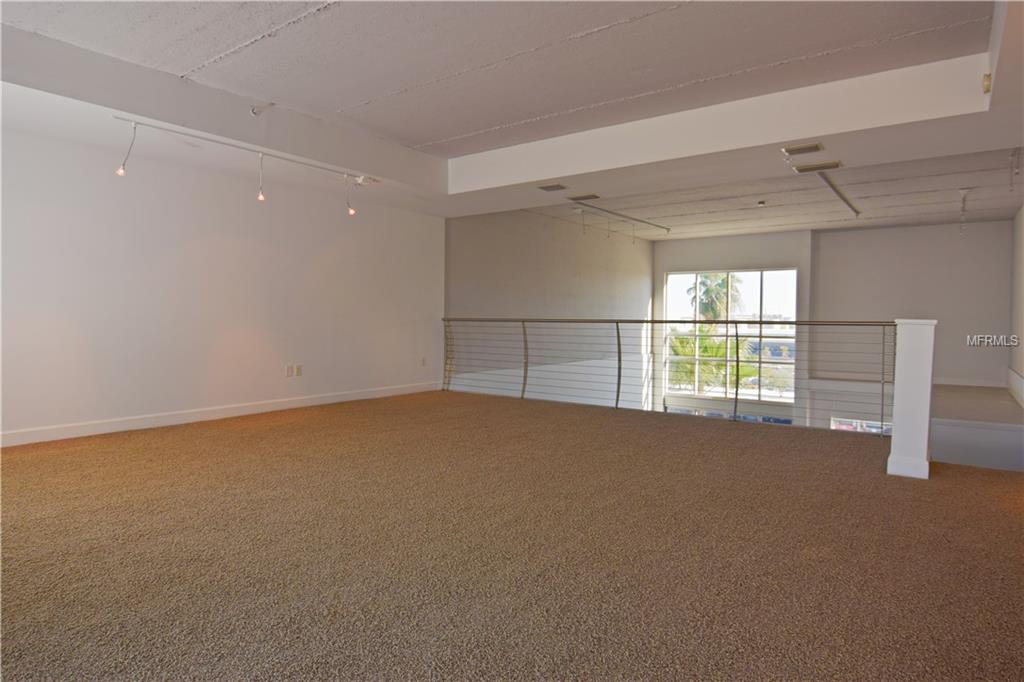 1002 CHANNELSIDE DRIVE, TAMPA, Florida 33602, 1 Bedroom Bedrooms, 3 Rooms Rooms,2 BathroomsBathrooms,Residential,For sale,CHANNELSIDE,T2916817