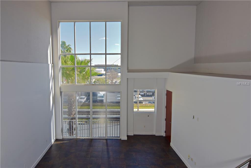 1002 CHANNELSIDE DRIVE, TAMPA, Florida 33602, 1 Bedroom Bedrooms, 3 Rooms Rooms,2 BathroomsBathrooms,Residential,For sale,CHANNELSIDE,T2916817