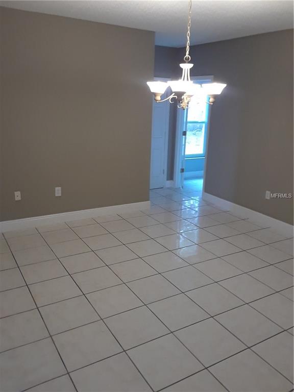 525 MARICOPA DRIVE, KISSIMMEE, Florida 34758, 5 Bedrooms Bedrooms, 8 Rooms Rooms,3 BathroomsBathrooms,Residential,For sale,MARICOPA,S4854908