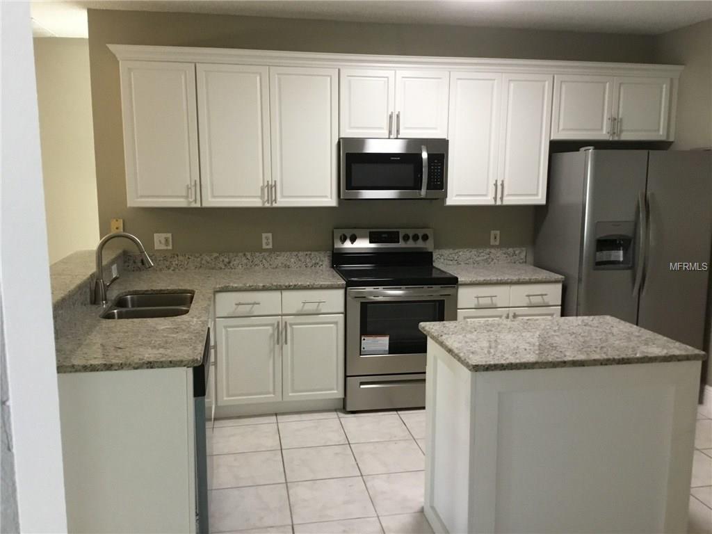 525 MARICOPA DRIVE, KISSIMMEE, Florida 34758, 5 Bedrooms Bedrooms, 8 Rooms Rooms,3 BathroomsBathrooms,Residential,For sale,MARICOPA,S4854908