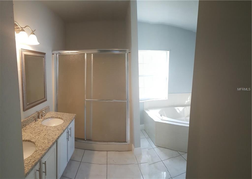 525 MARICOPA DRIVE, KISSIMMEE, Florida 34758, 5 Bedrooms Bedrooms, 8 Rooms Rooms,3 BathroomsBathrooms,Residential,For sale,MARICOPA,S4854908