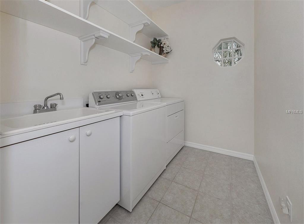 2196 CALUSA LAKES BOULEVARD, NOKOMIS, Florida 34275, 3 Bedrooms Bedrooms, 7 Rooms Rooms,2 BathroomsBathrooms,Residential,For sale,CALUSA LAKES,N5915879