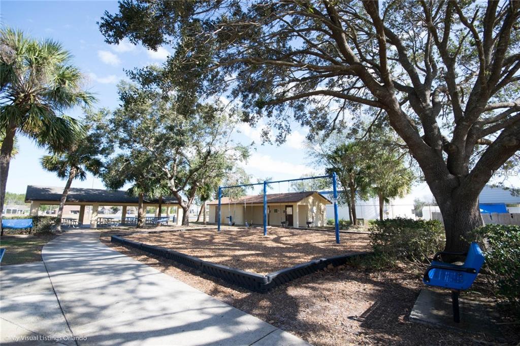 2640 ALABASTER AVENUE, ORLANDO, Florida 32833, 4 Bedrooms Bedrooms, 4 Rooms Rooms,3 BathroomsBathrooms,Residential,For sale,ALABASTER,O5557244