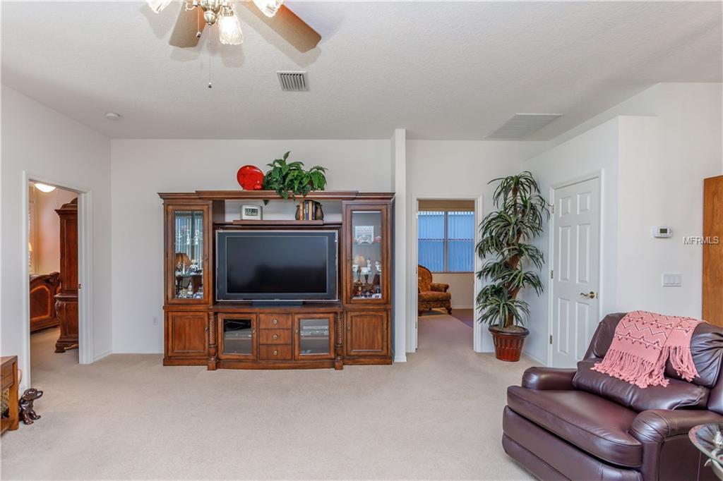 18432 FAIRWAY GREEN DRIVE, HUDSON, Florida 34667, 3 Bedrooms Bedrooms, 6 Rooms Rooms,2 BathroomsBathrooms,Residential,For sale,FAIRWAY GREEN,W7637553