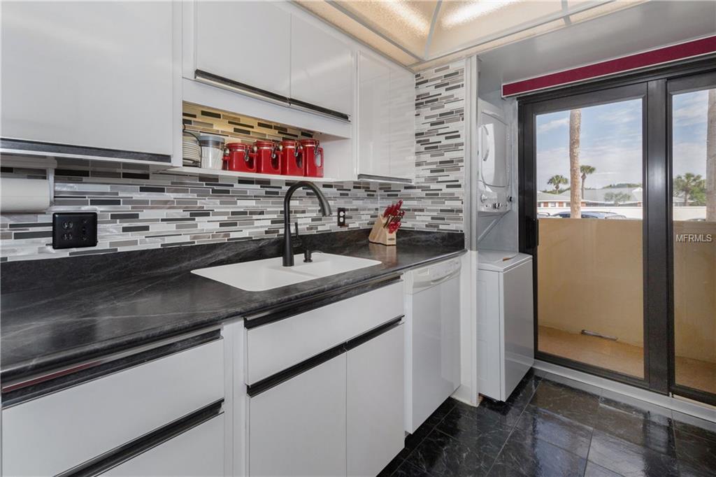 700 GOLDEN BEACH BOULEVARD, VENICE, Florida 34285, 2 Bedrooms Bedrooms, 6 Rooms Rooms,2 BathroomsBathrooms,Residential,For sale,GOLDEN BEACH,N5916347