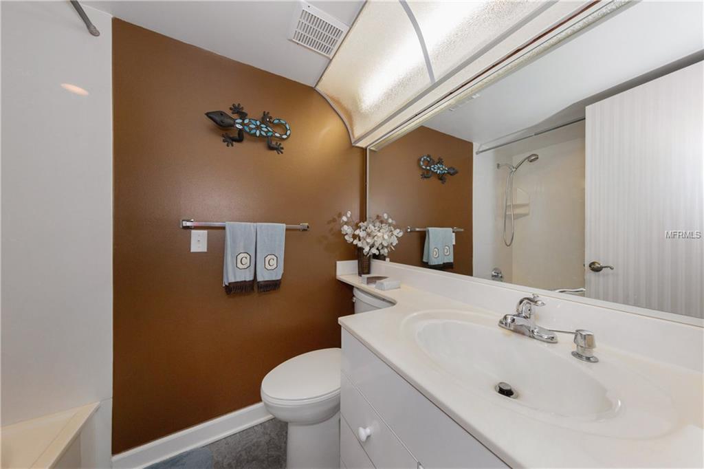 700 GOLDEN BEACH BOULEVARD, VENICE, Florida 34285, 2 Bedrooms Bedrooms, 6 Rooms Rooms,2 BathroomsBathrooms,Residential,For sale,GOLDEN BEACH,N5916347