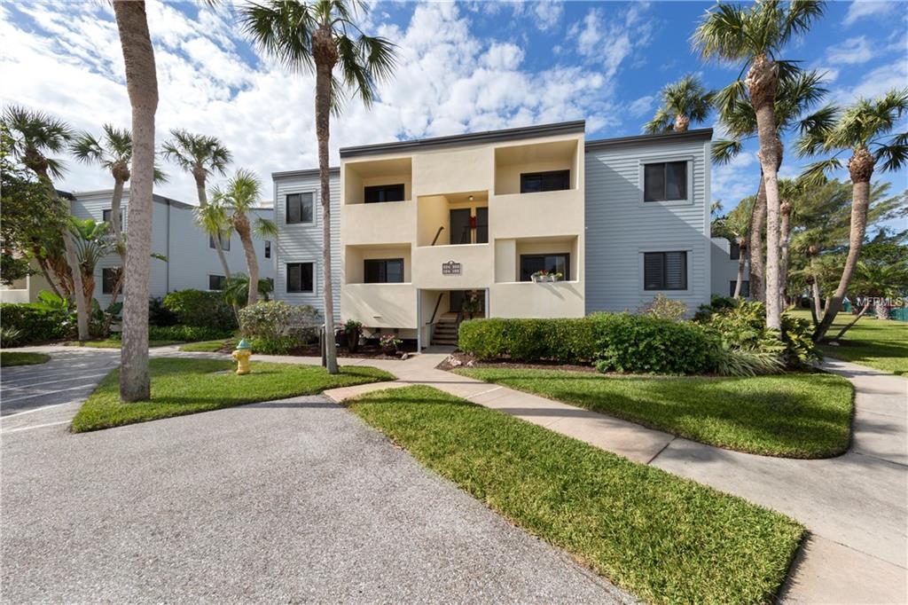 700 GOLDEN BEACH BOULEVARD, VENICE, Florida 34285, 2 Bedrooms Bedrooms, 6 Rooms Rooms,2 BathroomsBathrooms,Residential,For sale,GOLDEN BEACH,N5916347