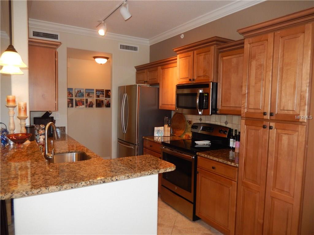 500 SAN LINO CIRCLE, VENICE, Florida 34292, 2 Bedrooms Bedrooms, 8 Rooms Rooms,2 BathroomsBathrooms,Residential,For sale,SAN LINO,N5916371