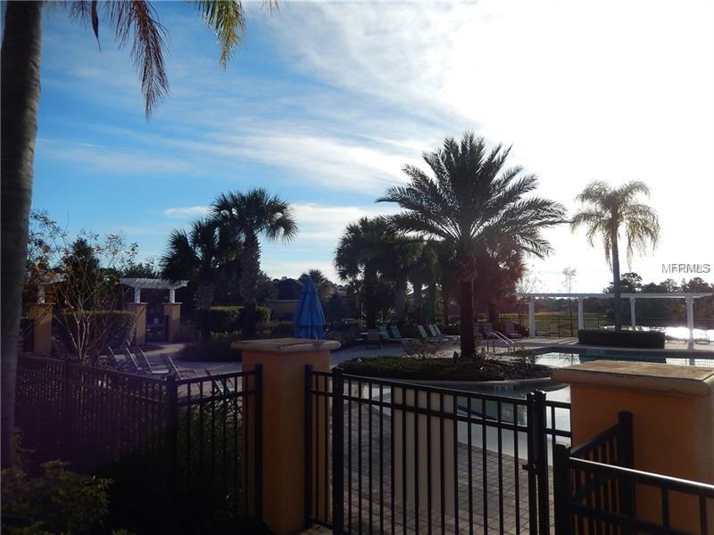 1009 ORANGE COSMOS BOULEVARD, DAVENPORT, Florida 33837, 5 Bedrooms Bedrooms, 8 Rooms Rooms,4 BathroomsBathrooms,Residential,For sale,ORANGE COSMOS,O5561627