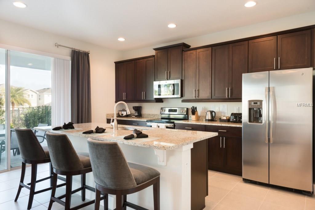 301 PENDANT COURT, KISSIMMEE, Florida 34747, 5 Bedrooms Bedrooms, 6 Rooms Rooms,5 BathroomsBathrooms,Residential,For sale,PENDANT,S4857070