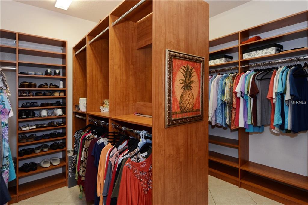 8897 BLOOMFIELD BOULEVARD, SARASOTA, Florida 34238, 3 Bedrooms Bedrooms, 8 Rooms Rooms,3 BathroomsBathrooms,Residential,For sale,BLOOMFIELD,A4170488