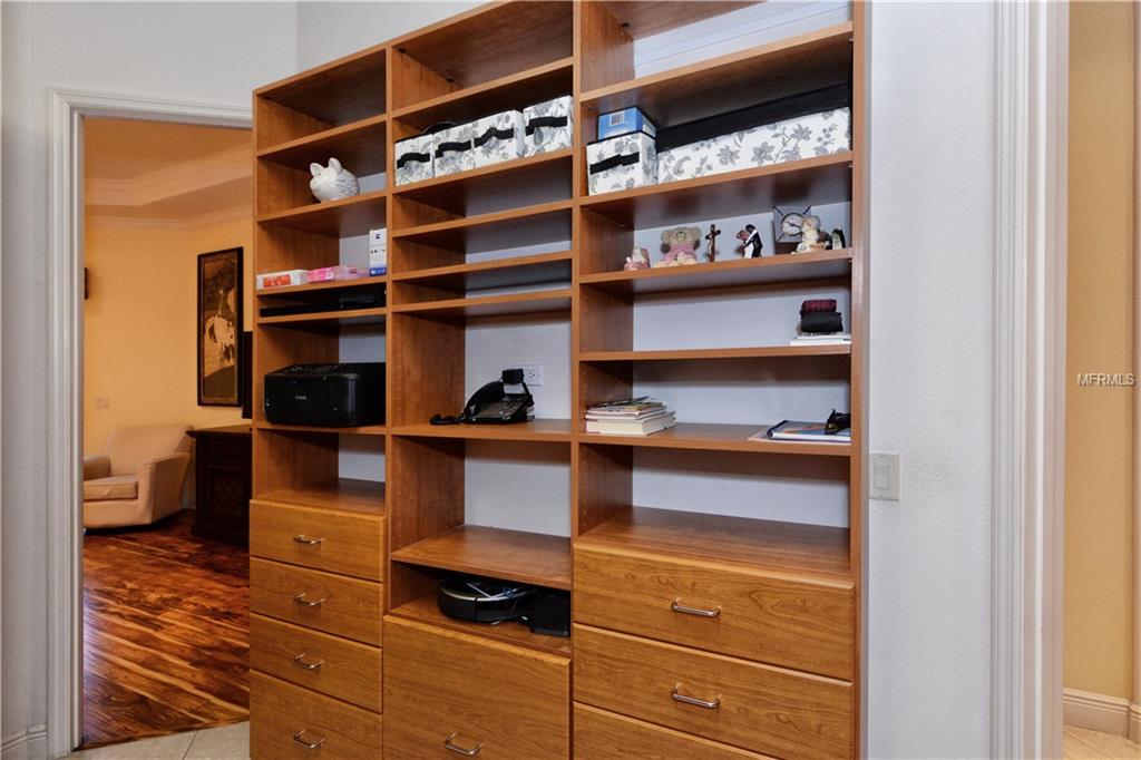 8897 BLOOMFIELD BOULEVARD, SARASOTA, Florida 34238, 3 Bedrooms Bedrooms, 8 Rooms Rooms,3 BathroomsBathrooms,Residential,For sale,BLOOMFIELD,A4170488