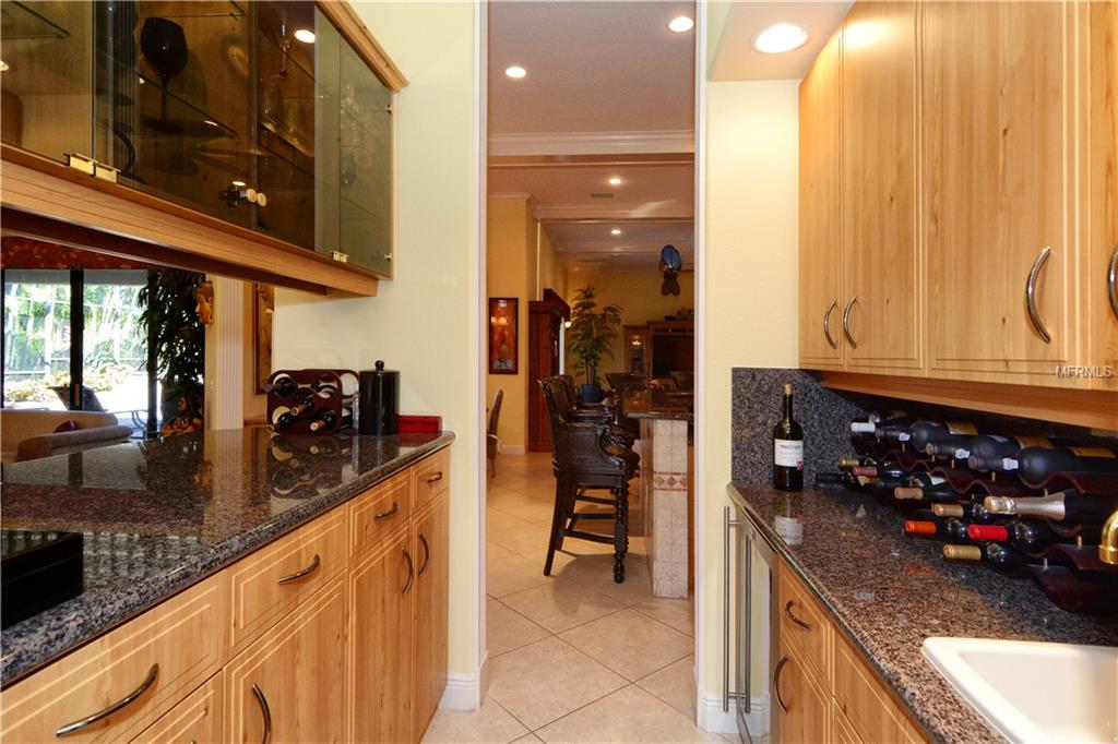 8897 BLOOMFIELD BOULEVARD, SARASOTA, Florida 34238, 3 Bedrooms Bedrooms, 8 Rooms Rooms,3 BathroomsBathrooms,Residential,For sale,BLOOMFIELD,A4170488