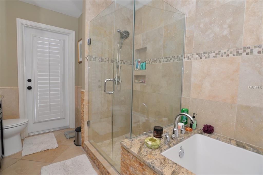 1121 COVEWOOD TRAIL, MAITLAND, Florida 32751, 4 Bedrooms Bedrooms, 8 Rooms Rooms,3 BathroomsBathrooms,Residential,For sale,COVEWOOD,O5538141