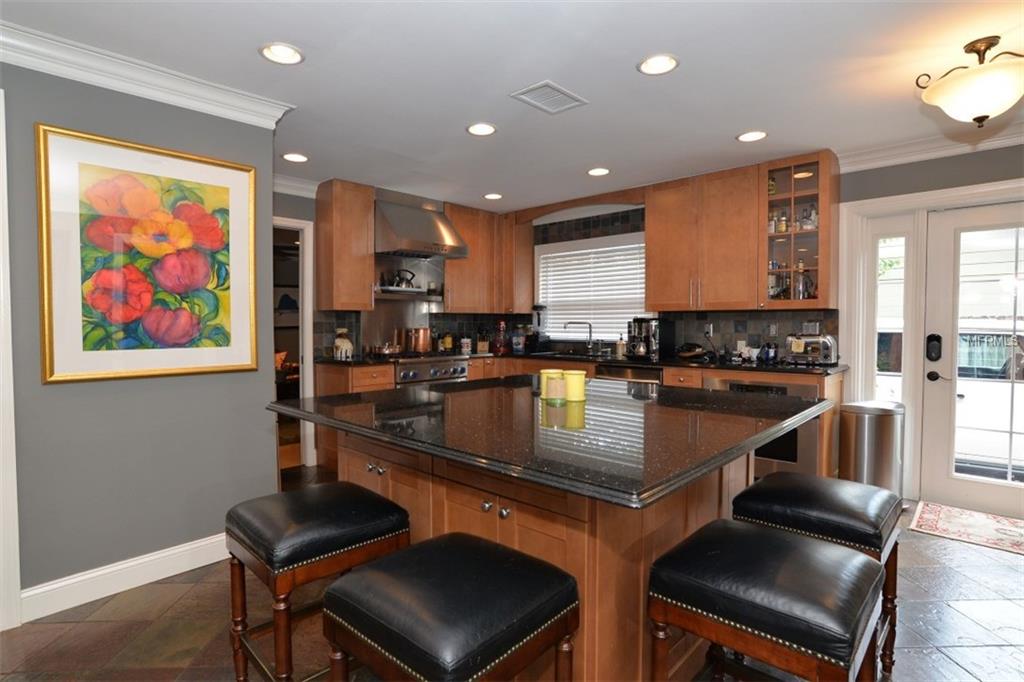 1121 COVEWOOD TRAIL, MAITLAND, Florida 32751, 4 Bedrooms Bedrooms, 8 Rooms Rooms,3 BathroomsBathrooms,Residential,For sale,COVEWOOD,O5538141