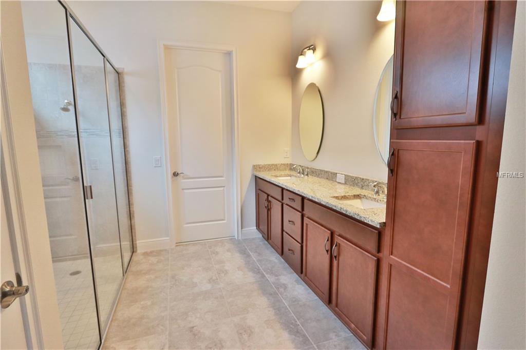 4914 W FOUNTAINWOOD DRIVE, SAINT CLOUD, Florida 34772, 3 Bedrooms Bedrooms, 6 Rooms Rooms,2 BathroomsBathrooms,Residential,For sale,FOUNTAINWOOD,O5545578