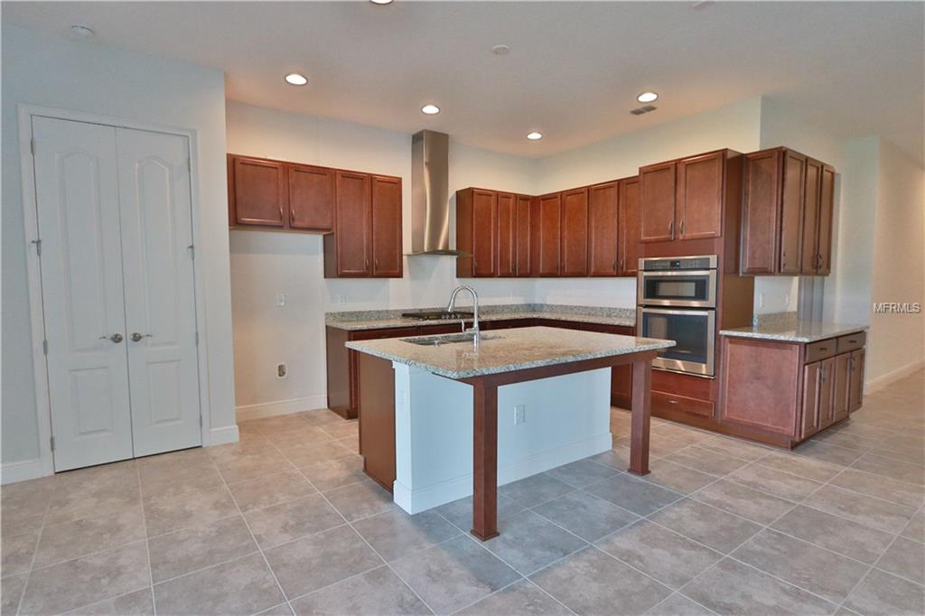 4914 W FOUNTAINWOOD DRIVE, SAINT CLOUD, Florida 34772, 3 Bedrooms Bedrooms, 6 Rooms Rooms,2 BathroomsBathrooms,Residential,For sale,FOUNTAINWOOD,O5545578