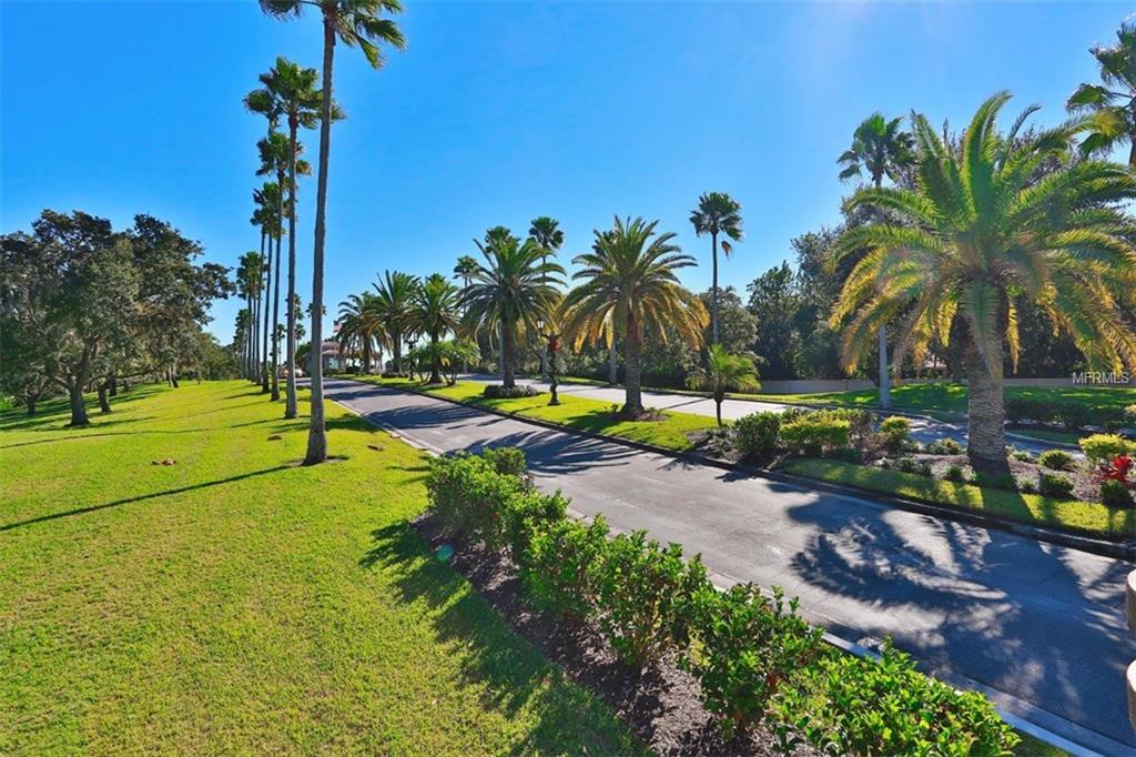 3728 TORREY PINES BOULEVARD, SARASOTA, Florida 34238, 3 Bedrooms Bedrooms, 9 Rooms Rooms,2 BathroomsBathrooms,Residential,For sale,TORREY PINES,A4204630