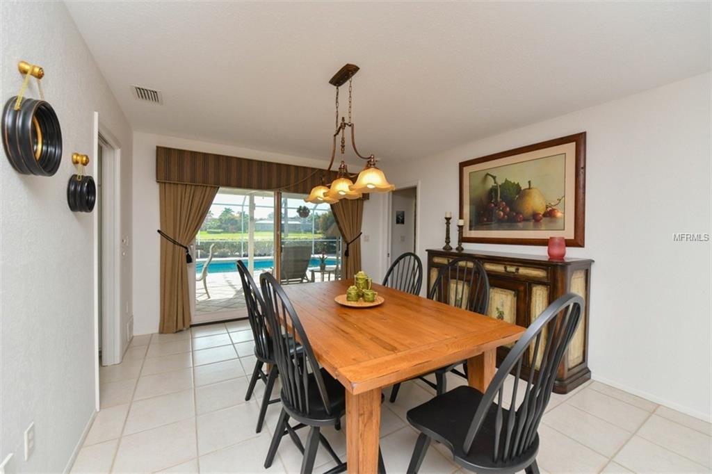 3728 TORREY PINES BOULEVARD, SARASOTA, Florida 34238, 3 Bedrooms Bedrooms, 9 Rooms Rooms,2 BathroomsBathrooms,Residential,For sale,TORREY PINES,A4204630