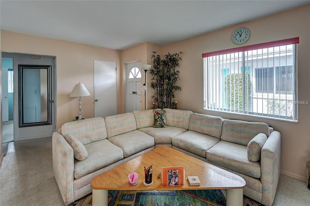 1804 ROXANE WAY, SARASOTA, Florida 34235, 2 Bedrooms Bedrooms, 5 Rooms Rooms,1 BathroomBathrooms,Residential,For sale,ROXANE,A4207848