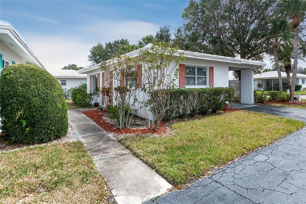 1804 ROXANE WAY, SARASOTA, Florida 34235, 2 Bedrooms Bedrooms, 5 Rooms Rooms,1 BathroomBathrooms,Residential,For sale,ROXANE,A4207848