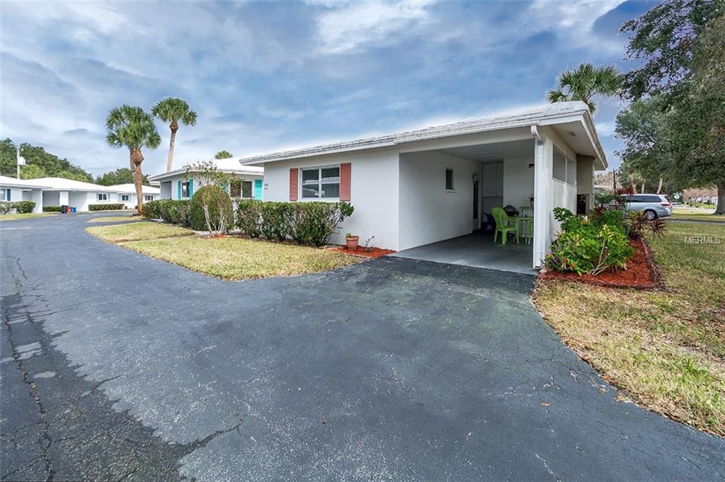 1804 ROXANE WAY, SARASOTA, Florida 34235, 2 Bedrooms Bedrooms, 5 Rooms Rooms,1 BathroomBathrooms,Residential,For sale,ROXANE,A4207848