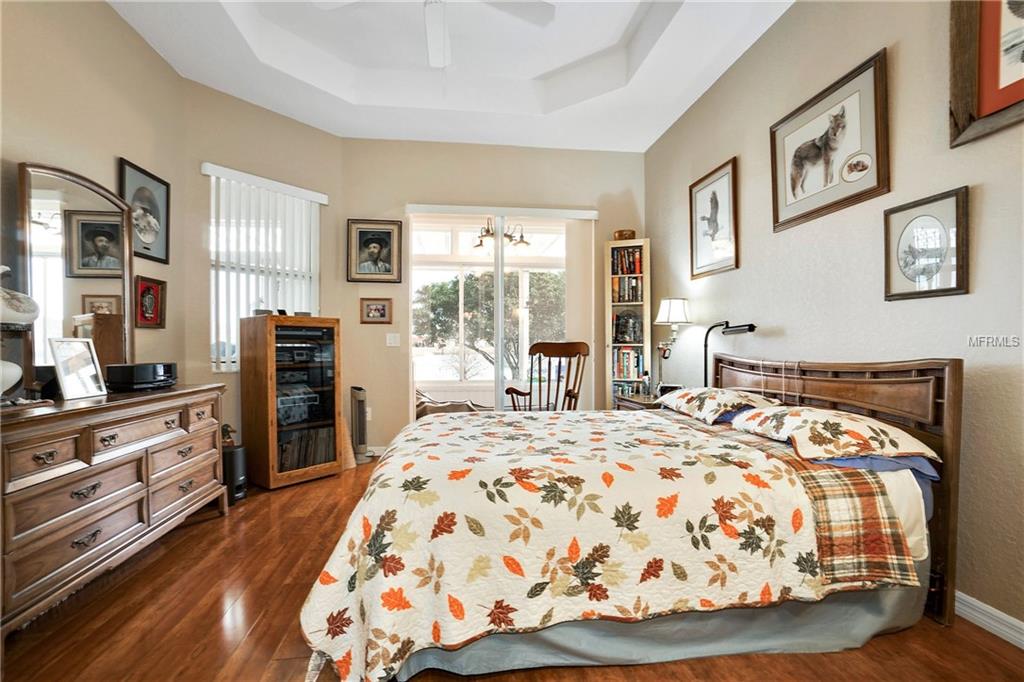 10107 MAINSAIL DR, OXFORD, Florida 34484, 3 Bedrooms Bedrooms, 8 Rooms Rooms,2 BathroomsBathrooms,Residential,For sale,MAINSAIL DR,G4852181