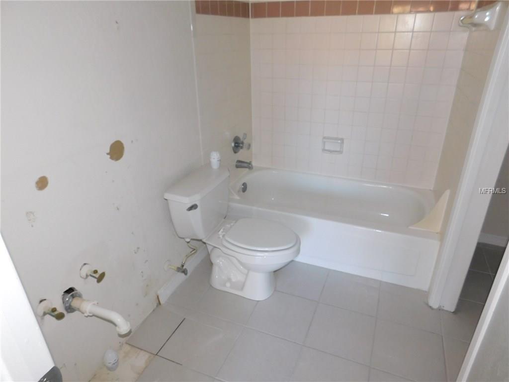 10200 GANDY BOULEVARD N, ST PETERSBURG, Florida 33702, 1 Bedroom Bedrooms, 3 Rooms Rooms,1 BathroomBathrooms,Residential,For sale,GANDY,U7847005