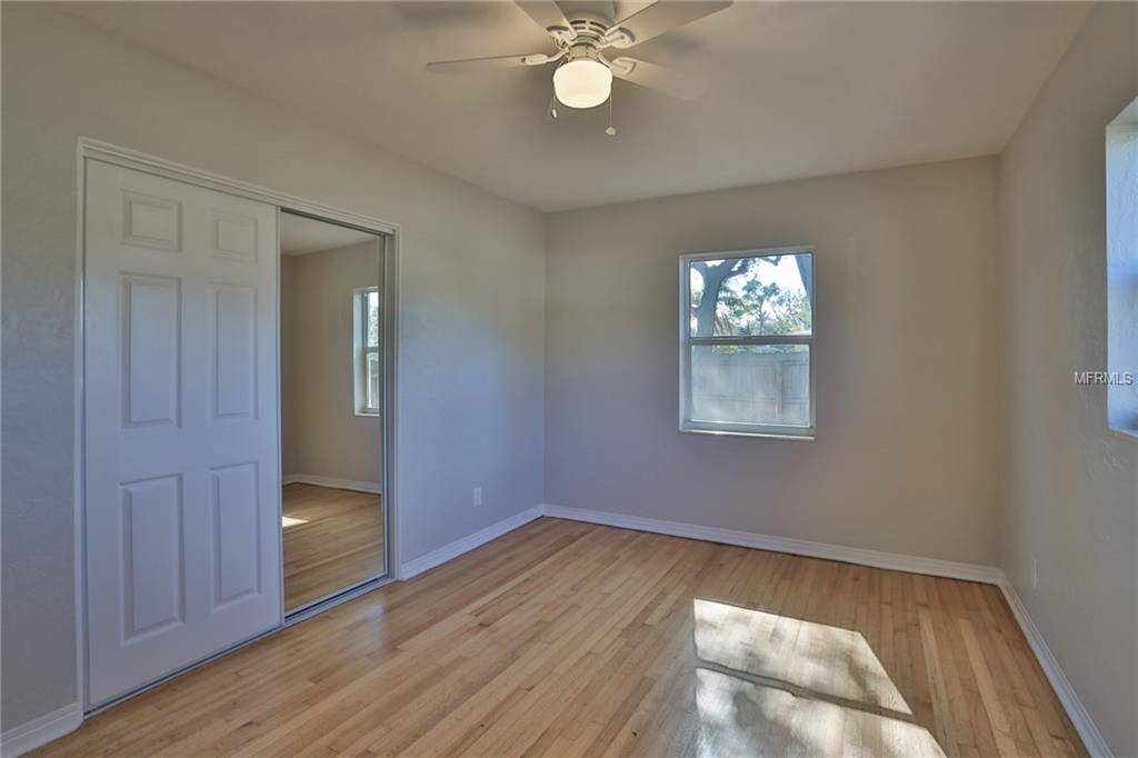 1701 OXFORD STREET N, ST PETERSBURG, Florida 33710, 3 Bedrooms Bedrooms, 6 Rooms Rooms,2 BathroomsBathrooms,Residential,For sale,OXFORD,U7847174