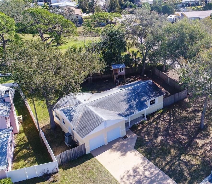 1701 OXFORD STREET N, ST PETERSBURG, Florida 33710, 3 Bedrooms Bedrooms, 6 Rooms Rooms,2 BathroomsBathrooms,Residential,For sale,OXFORD,U7847174