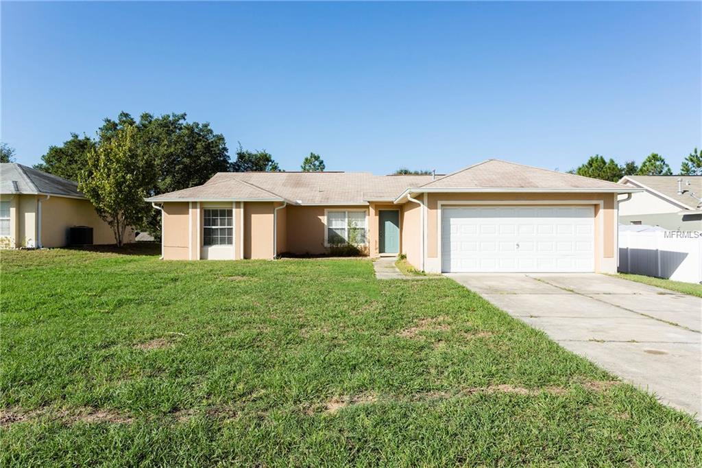 12119 WOODGLEN CIRCLE, CLERMONT, Florida 34711, 3 Bedrooms Bedrooms, 8 Rooms Rooms,2 BathroomsBathrooms,Residential,For sale,WOODGLEN,S4856983