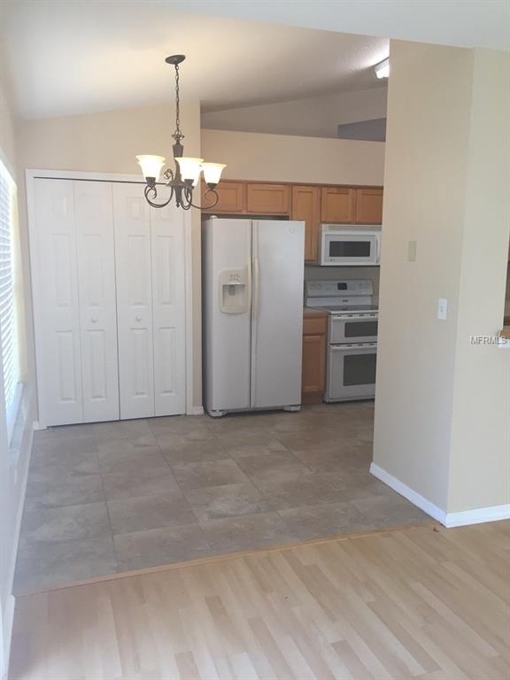 12119 WOODGLEN CIRCLE, CLERMONT, Florida 34711, 3 Bedrooms Bedrooms, 8 Rooms Rooms,2 BathroomsBathrooms,Residential,For sale,WOODGLEN,S4856983