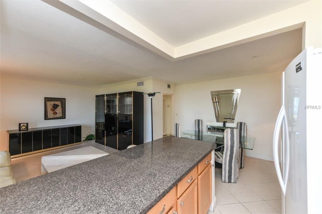767 JOHN RINGLING BOULEVARD, SARASOTA, Florida 34236, 2 Bedrooms Bedrooms, 5 Rooms Rooms,1 BathroomBathrooms,Residential,For sale,JOHN RINGLING,A4209889