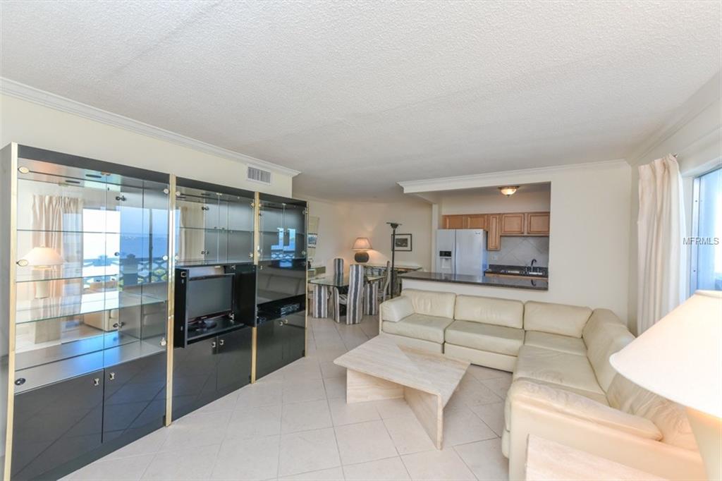 767 JOHN RINGLING BOULEVARD, SARASOTA, Florida 34236, 2 Bedrooms Bedrooms, 5 Rooms Rooms,1 BathroomBathrooms,Residential,For sale,JOHN RINGLING,A4209889