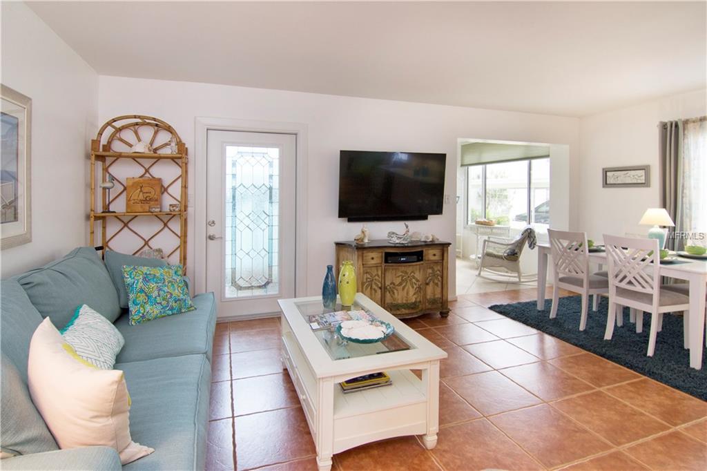 5400 GULF DRIVE, HOLMES BEACH, Florida 34217, 2 Bedrooms Bedrooms, 5 Rooms Rooms,2 BathroomsBathrooms,Residential,For sale,GULF DRIVE,A4189241