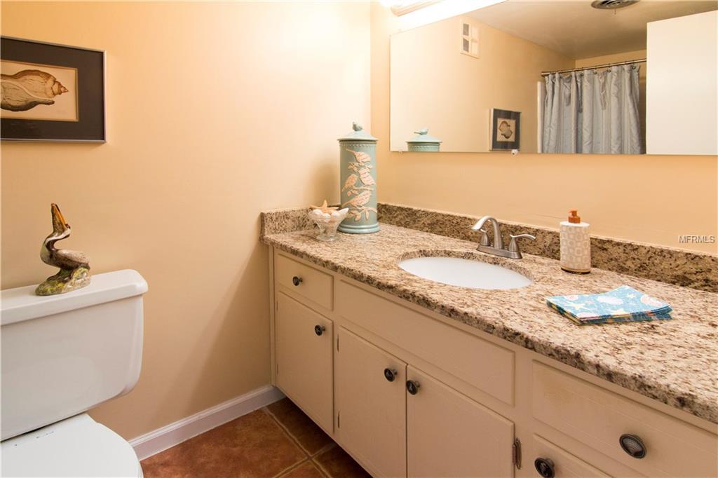 5400 GULF DRIVE, HOLMES BEACH, Florida 34217, 2 Bedrooms Bedrooms, 5 Rooms Rooms,2 BathroomsBathrooms,Residential,For sale,GULF DRIVE,A4189241