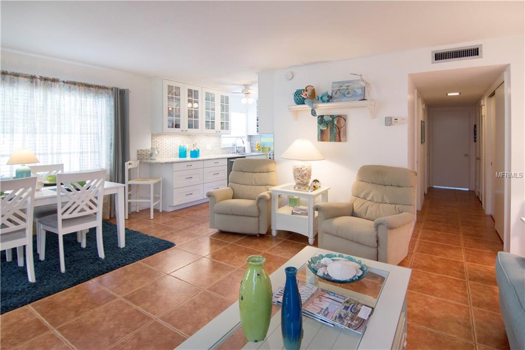 5400 GULF DRIVE, HOLMES BEACH, Florida 34217, 2 Bedrooms Bedrooms, 5 Rooms Rooms,2 BathroomsBathrooms,Residential,For sale,GULF DRIVE,A4189241